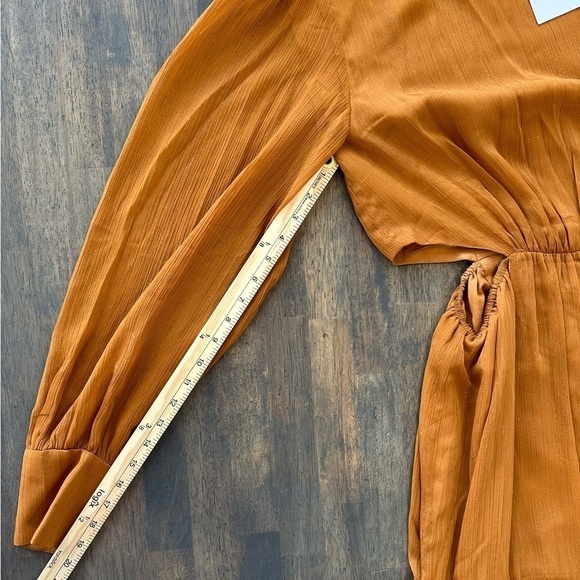 WAYF Gina Dress - Picture 15 of 15